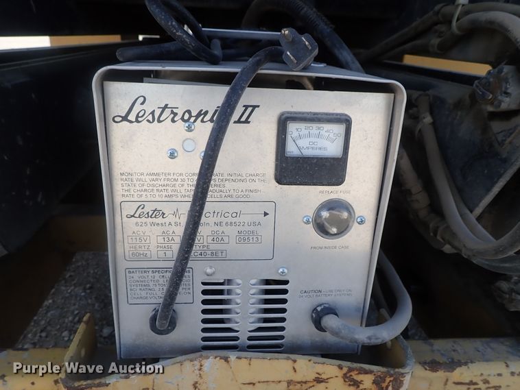 image for item GW9359 Grove SM3270E  scissor lift