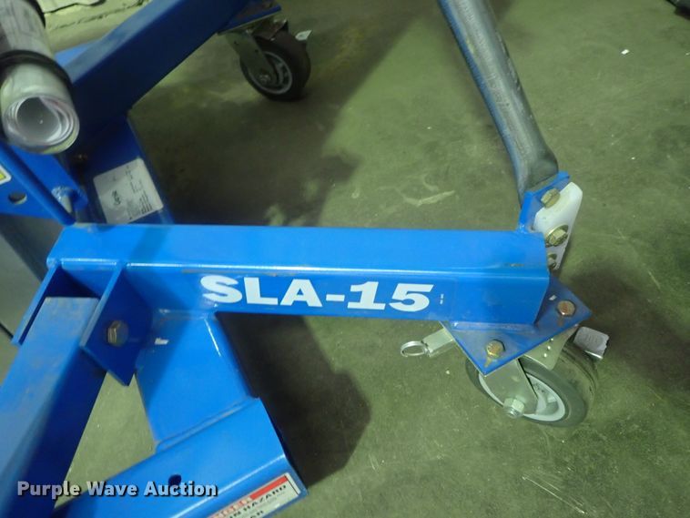 image for item GX9527 Genie SLA-15 material lift