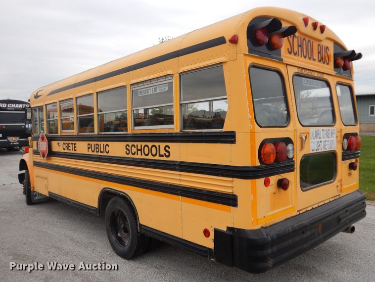 image for item GY9208 1997 International 3800 school bus