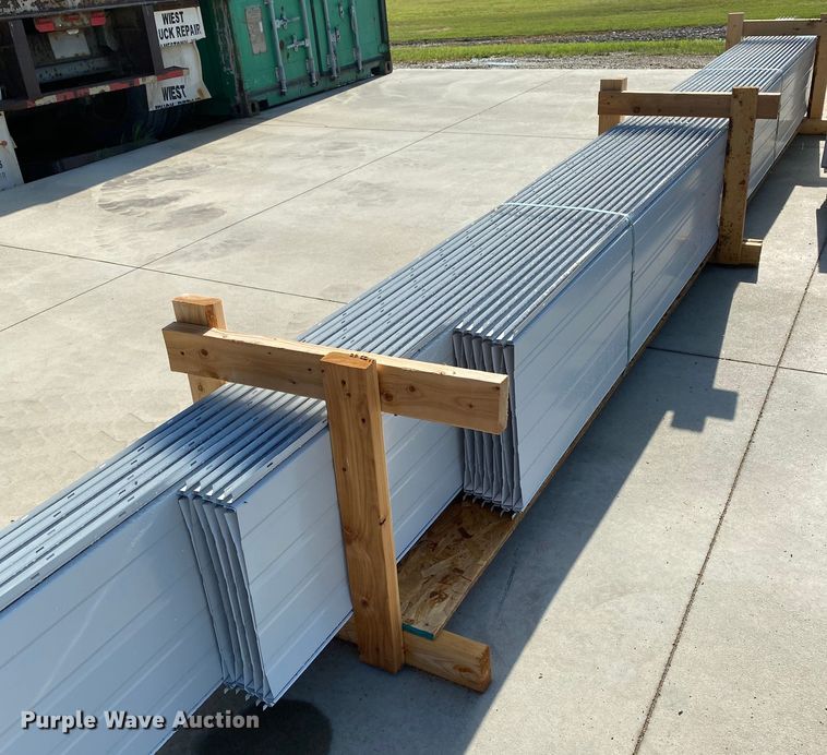 image for item H1503 (96) sheets of metal siding/roofing