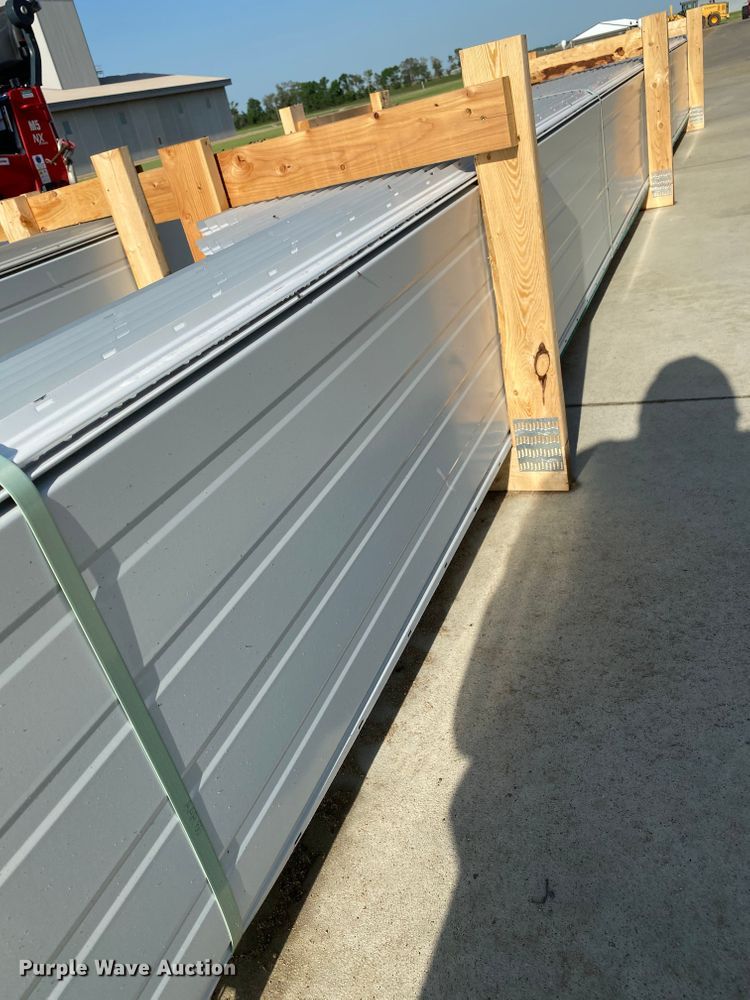 image for item H1503 (96) sheets of metal siding/roofing