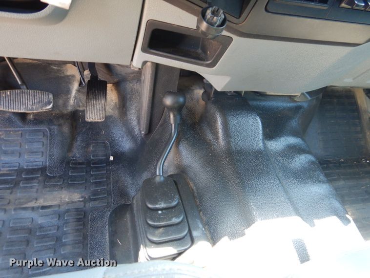 image for item HC9049 2016 Ford F550 Super Duty  flatbed truck