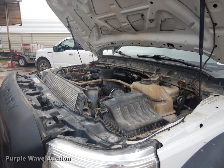 image for item HC9049 2016 Ford F550 Super Duty  flatbed truck