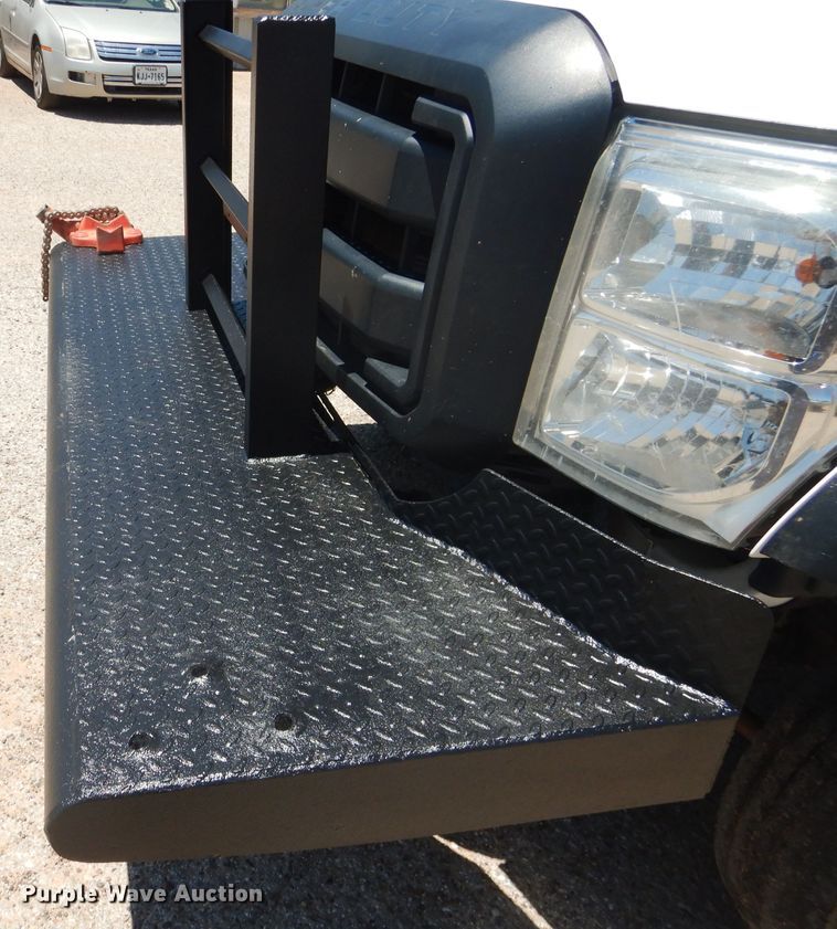 image for item HC9049 2016 Ford F550 Super Duty  flatbed truck