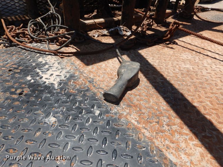 image for item HC9049 2016 Ford F550 Super Duty  flatbed truck