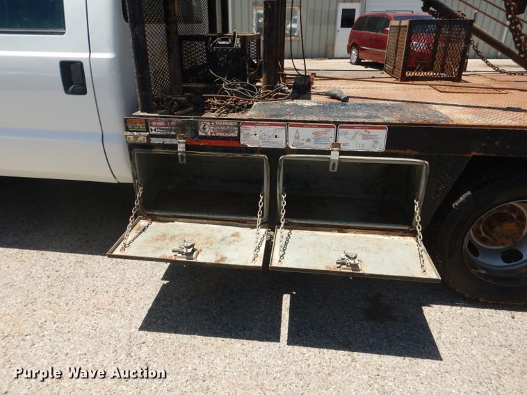 image for item HC9049 2016 Ford F550 Super Duty  flatbed truck