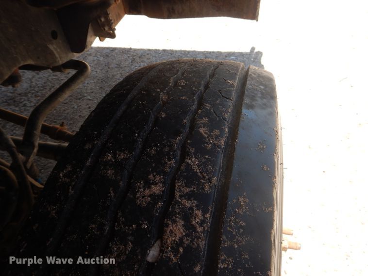 image for item HC9049 2016 Ford F550 Super Duty  flatbed truck