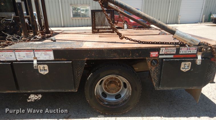 image for item HC9049 2016 Ford F550 Super Duty  flatbed truck