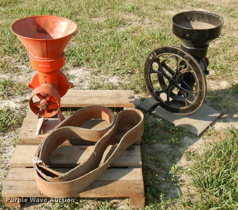 image for item HG9007 (2) corn grinders