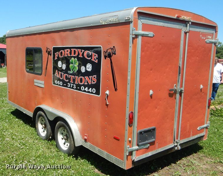 image for item HM9524 2002 Doolittle enclosed cargo trailer