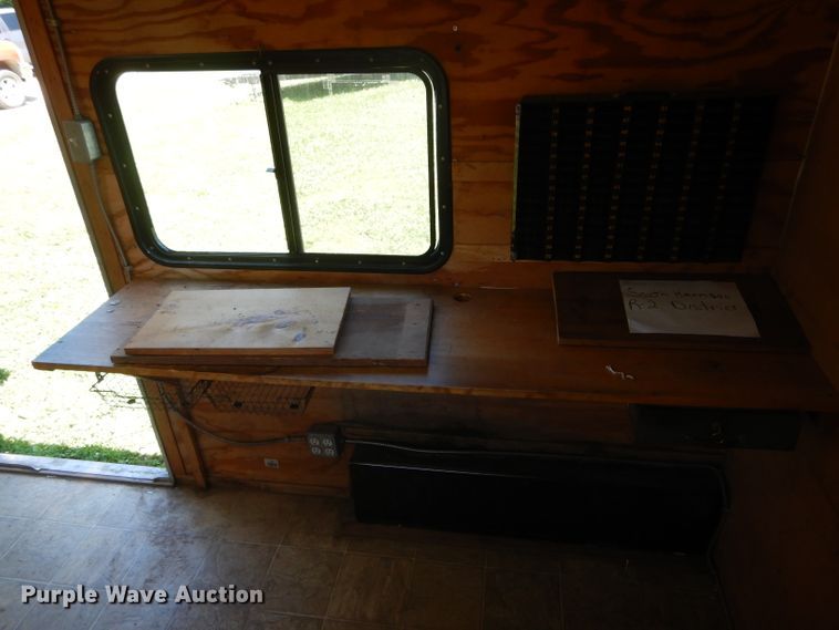 image for item HM9524 2002 Doolittle enclosed cargo trailer