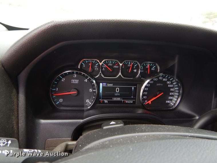 image for item HS9607 2014 Chevrolet Silverado 1500  Crew Cab pickup truck