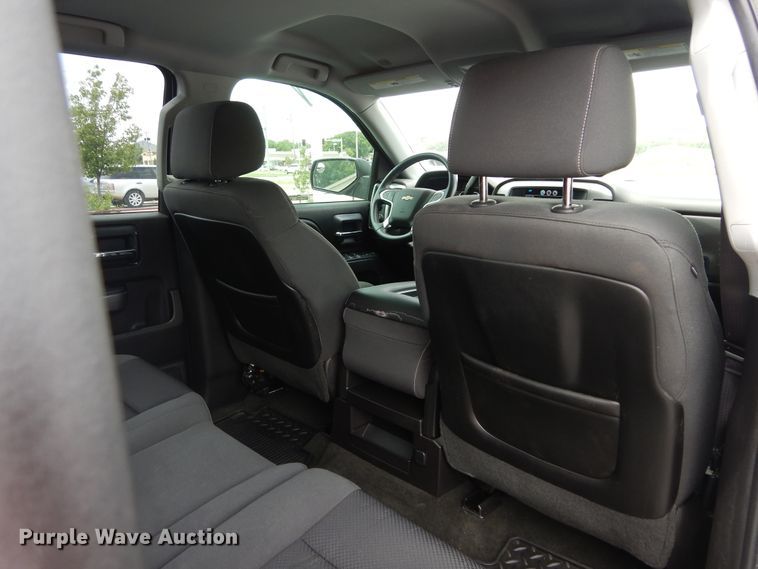 image for item HS9607 2014 Chevrolet Silverado 1500  Crew Cab pickup truck