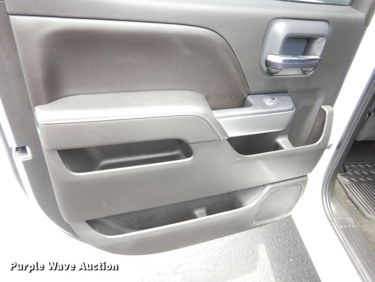 image for item HS9607 2014 Chevrolet Silverado 1500  Crew Cab pickup truck