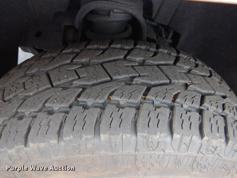 image for item HS9607 2014 Chevrolet Silverado 1500  Crew Cab pickup truck