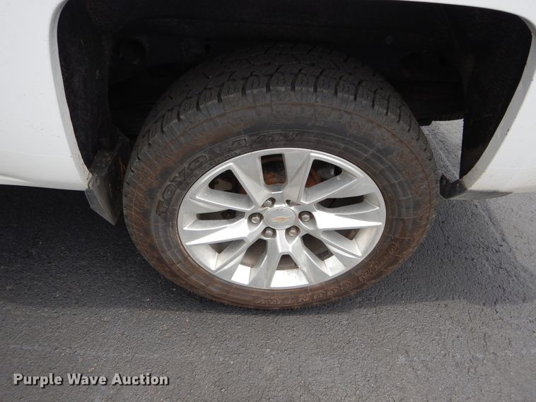 image for item HS9607 2014 Chevrolet Silverado 1500  Crew Cab pickup truck