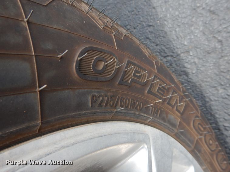 image for item HS9607 2014 Chevrolet Silverado 1500  Crew Cab pickup truck