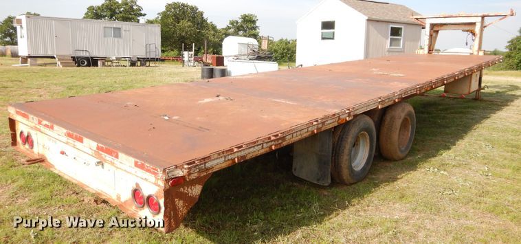 image for item HS9610 Starlight equipment trailer