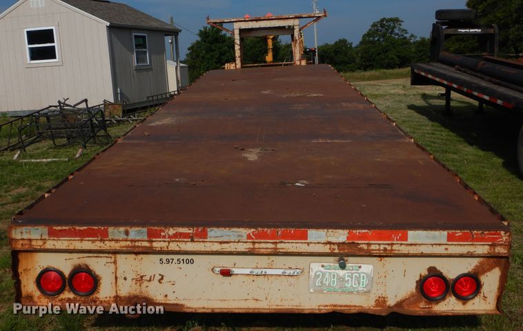 image for item HS9610 Starlight equipment trailer