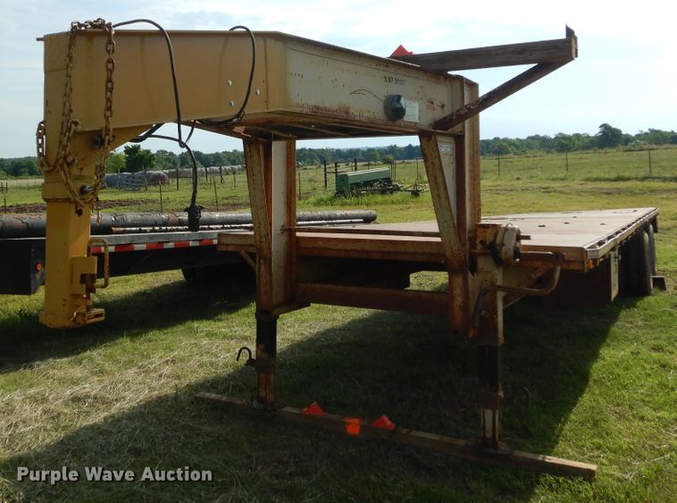 image for item HS9610 Starlight equipment trailer