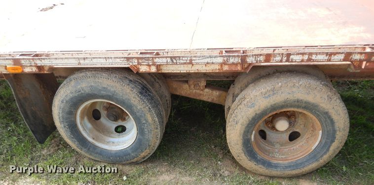 image for item HS9610 Starlight equipment trailer