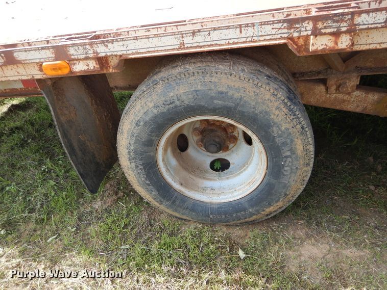 image for item HS9610 Starlight equipment trailer