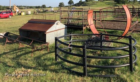 image for item HS9612 Livestock feeders