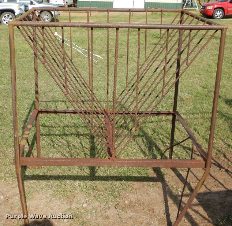 image for item HS9612 Livestock feeders