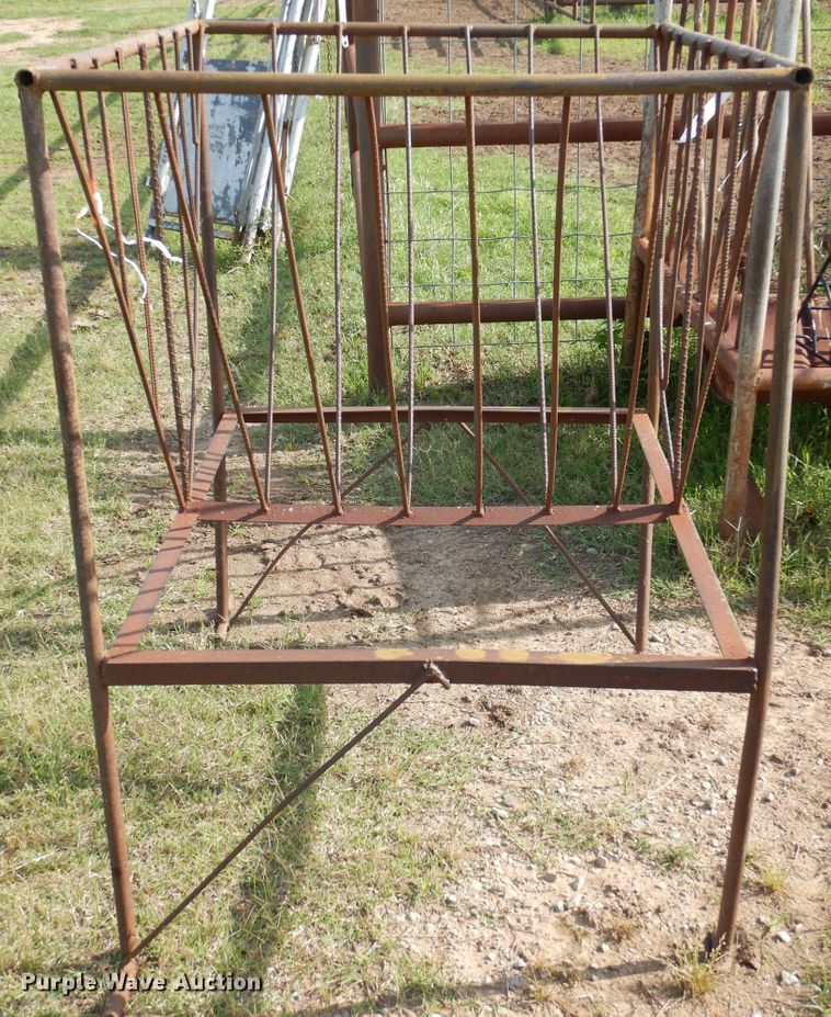 image for item HS9612 Livestock feeders