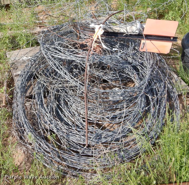 image for item HS9612 Livestock feeders