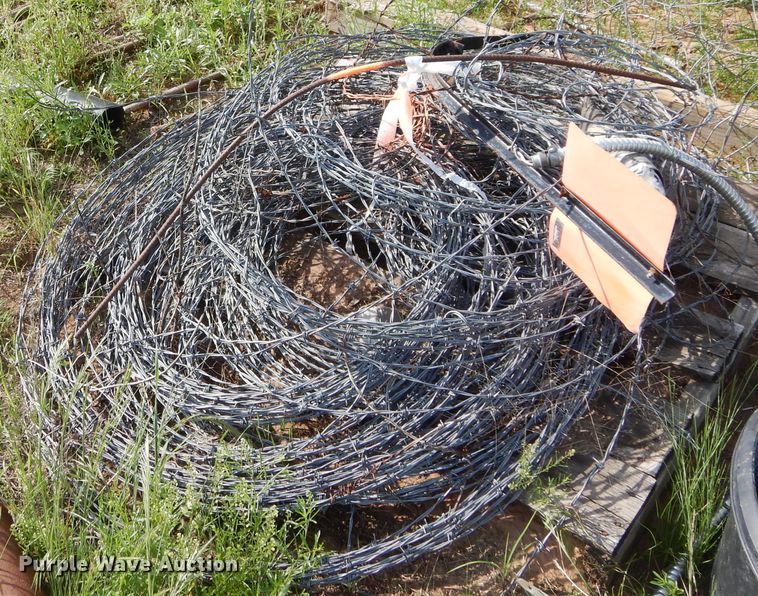 image for item HS9612 Livestock feeders