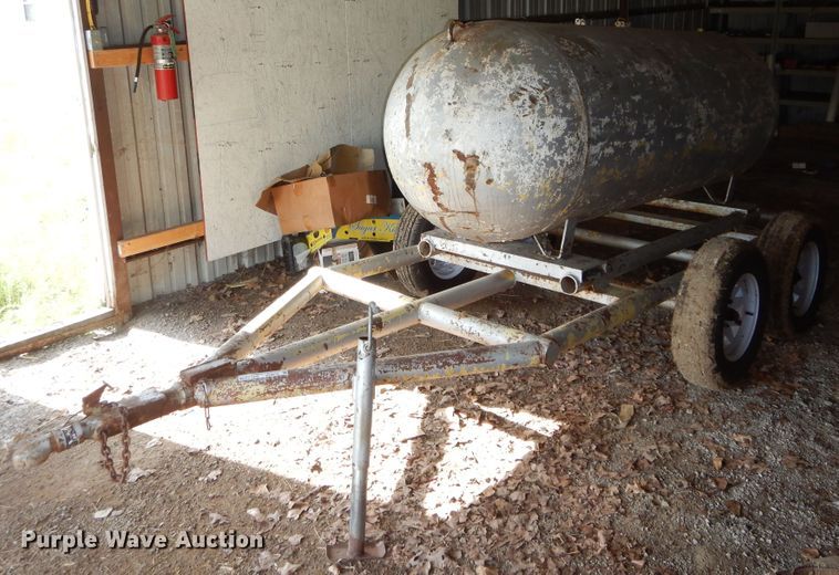 image for item HS9613 Propane tank trailer