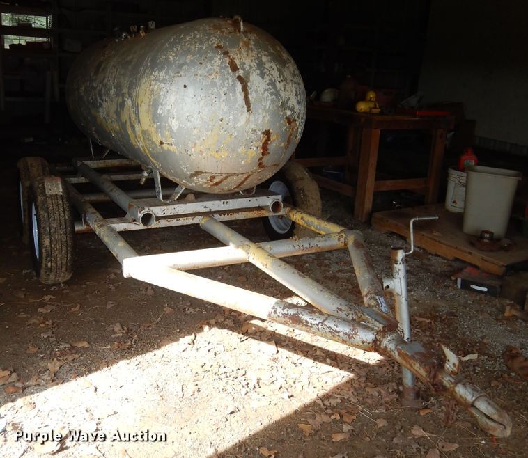 image for item HS9613 Propane tank trailer