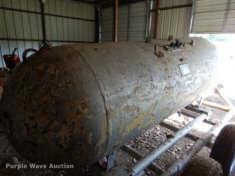 image for item HS9613 Propane tank trailer