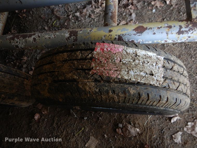 image for item HS9613 Propane tank trailer