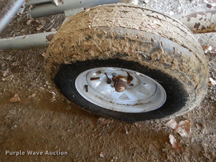 image for item HS9613 Propane tank trailer