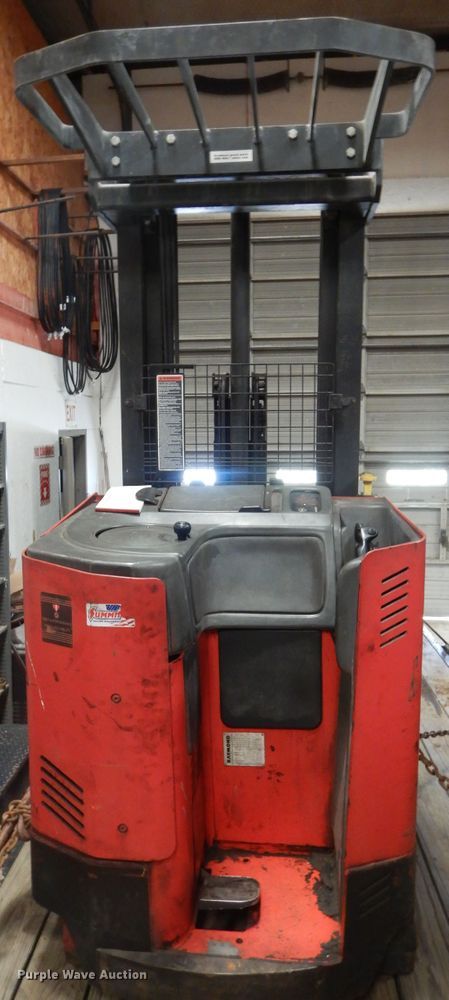 image for item HS9624 Raymond EASI  forklift