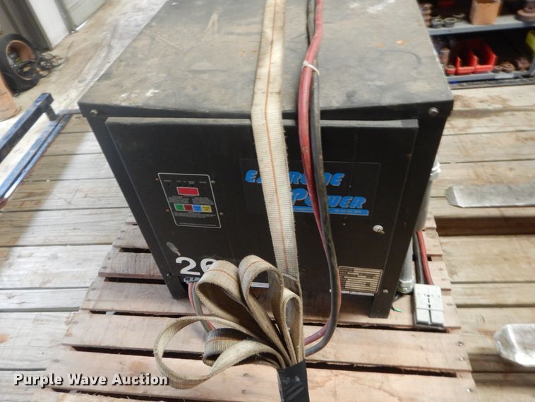 image for item HS9624 Raymond EASI  forklift