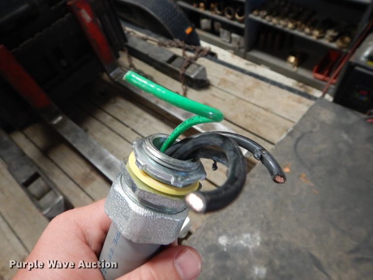 image for item HS9624 Raymond EASI  forklift