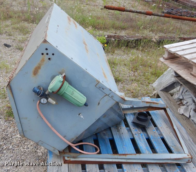 image for item HS9626 Sandblast cabinet