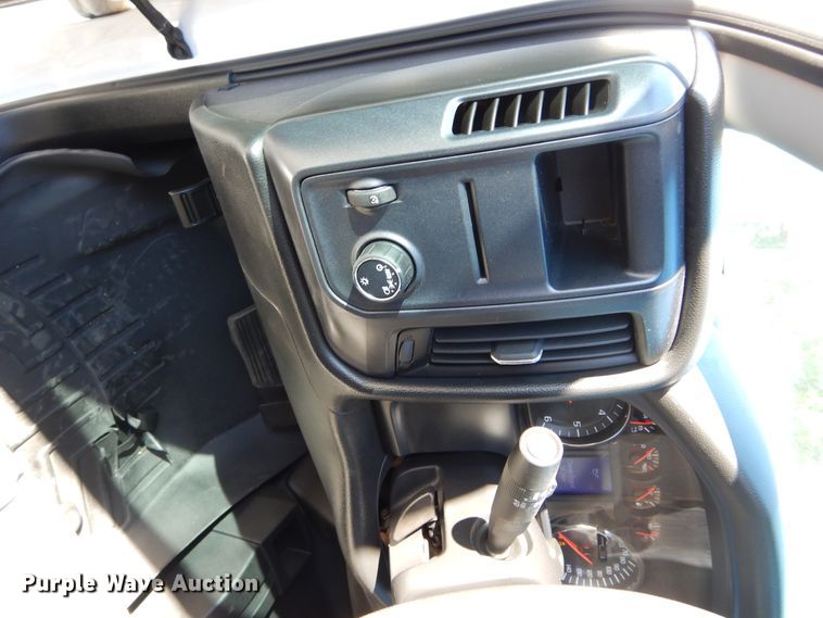 image for item HS9631 2014 Chevrolet Silverado 1500  Double Cab pickup truck