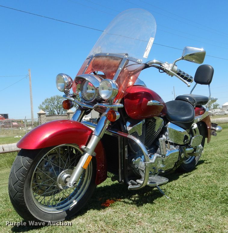 image for item HS9649 2003 Honda VTX1300S motorcycle