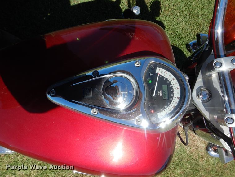 image for item HS9649 2003 Honda VTX1300S motorcycle