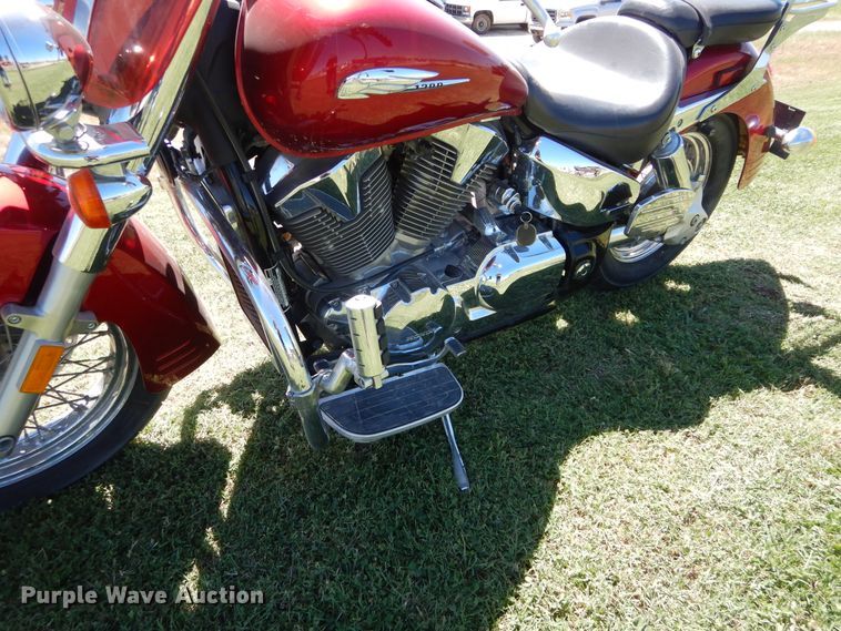 image for item HS9649 2003 Honda VTX1300S motorcycle