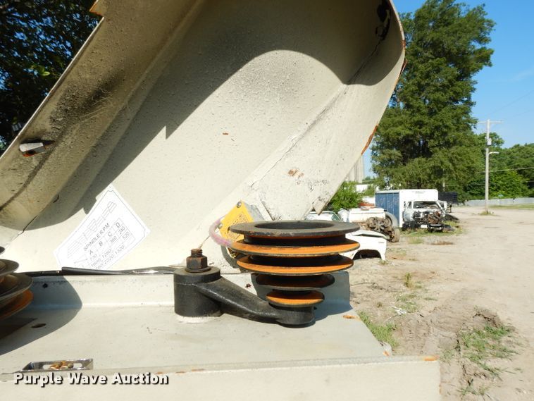 image for item HV9258 2011 Grizzly G3102 vertical milling machine