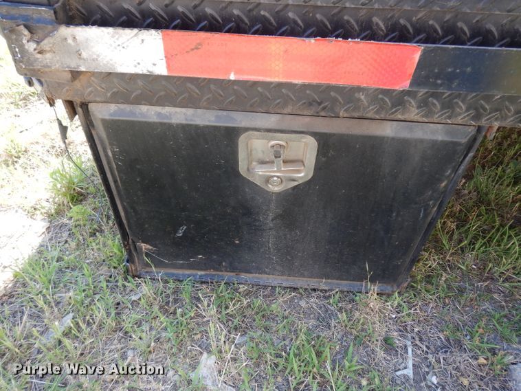 image for item HV9262 Flatbed