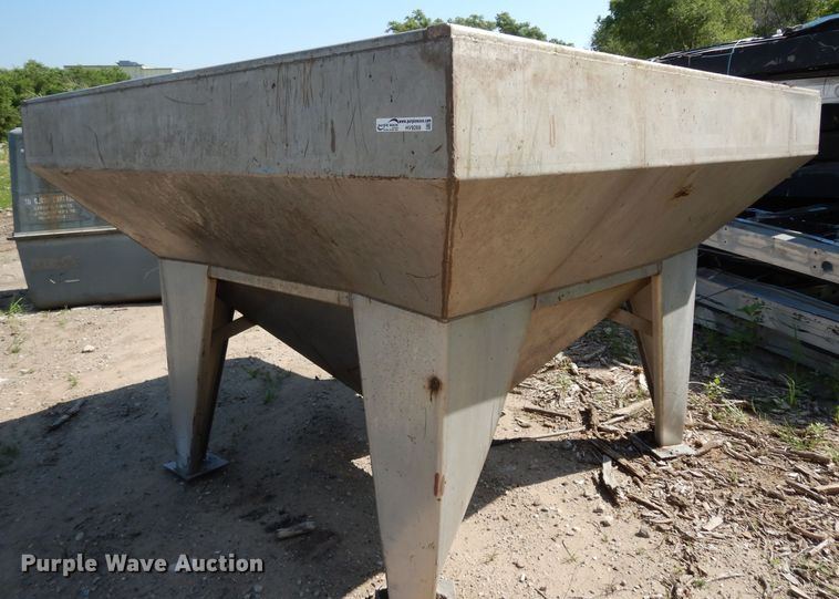 image for item HV9269 Stainless steel grain hopper