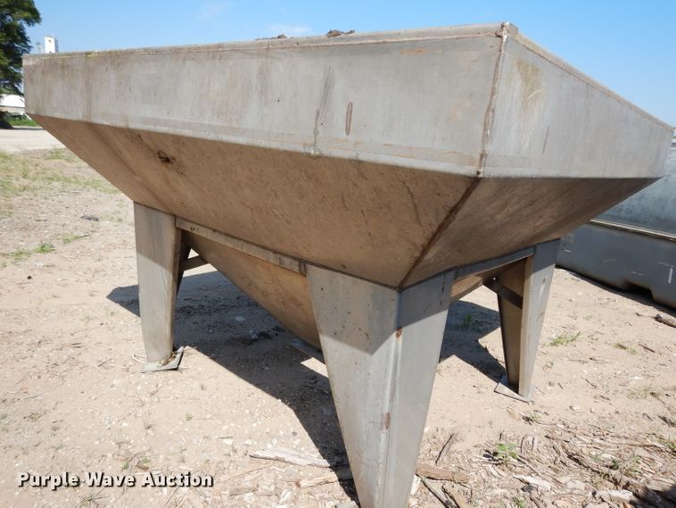 image for item HV9269 Stainless steel grain hopper