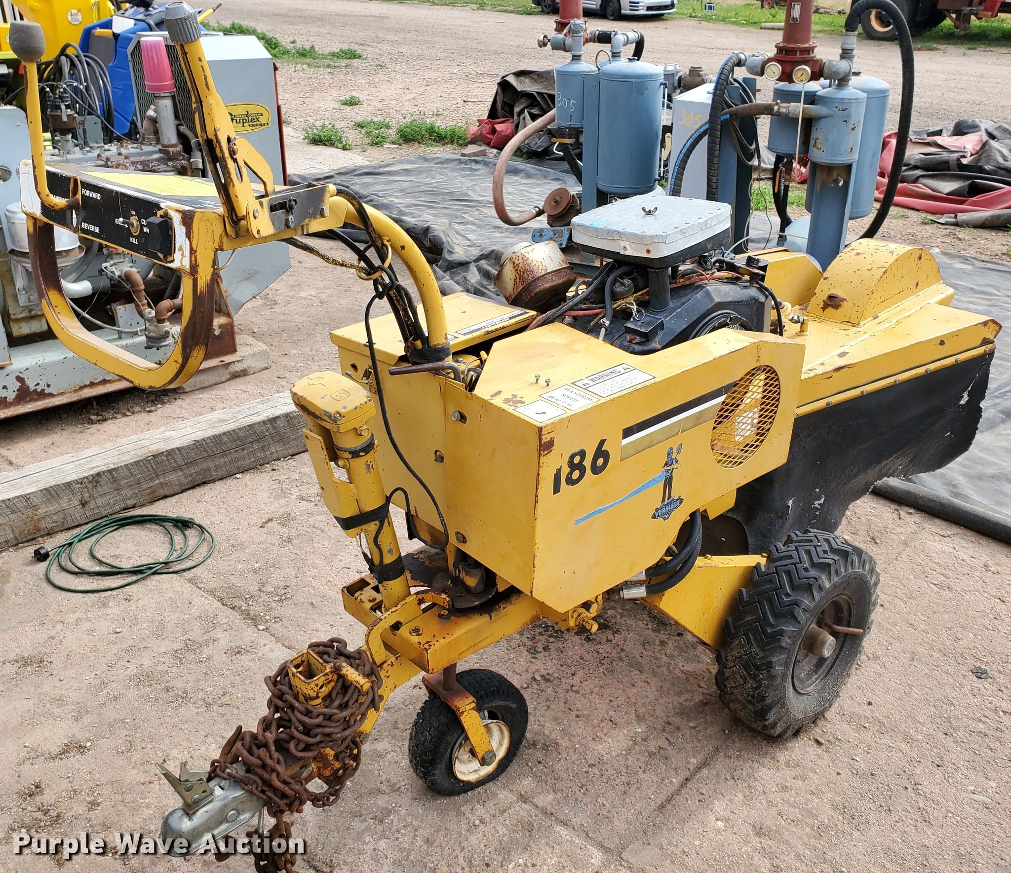 1988 Vermeer 186 stump grinder in Oakley, KS Item DF8982 for sale