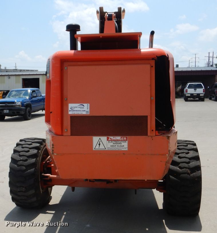 image for item DD2536 2010 Snorkel TB60  boom lift